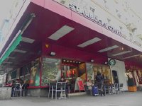 Nikon Coolpix 138  A stop a Starbucks was where I met up with Bill Dowell